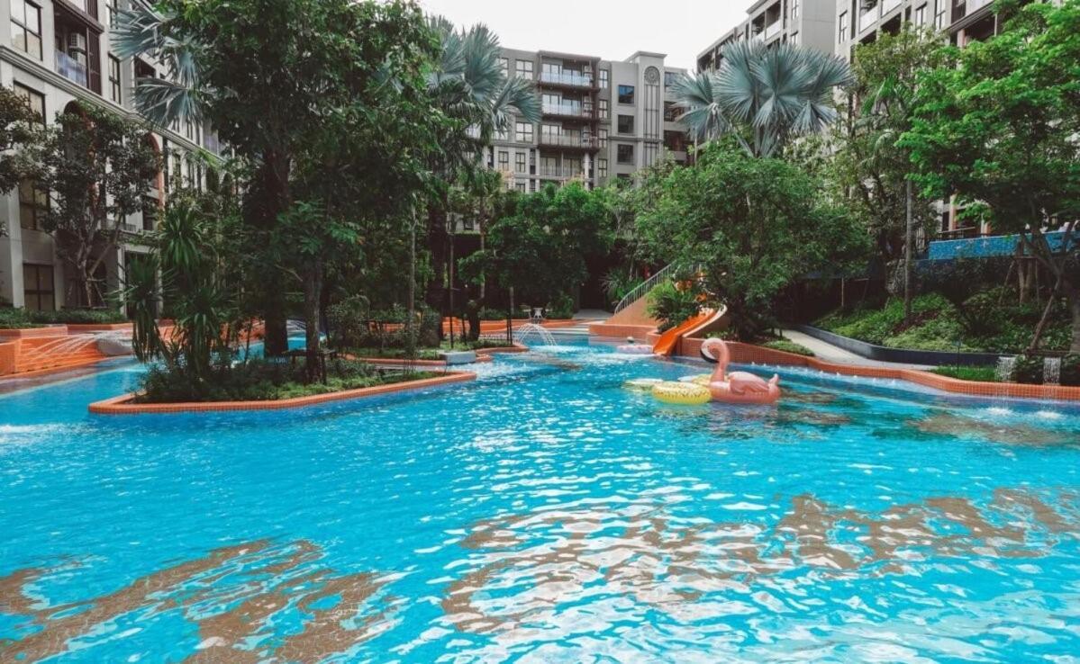 Lollipop Lahabana Huahin Aparthotel Exteriör bild